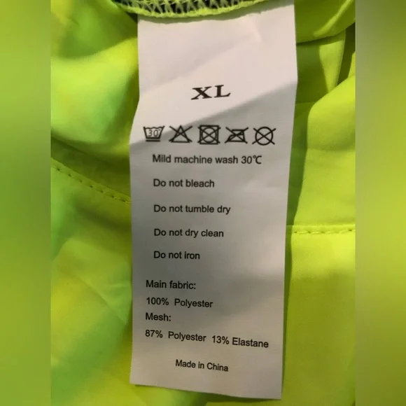 Yellow Sleeveless Jacket - Picture 3 of 7